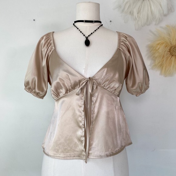 Forever 21 Tops - Forever 21 Women Satin Y2K Coquette Tie Front Top Size S Babydoll Fairy Feminine